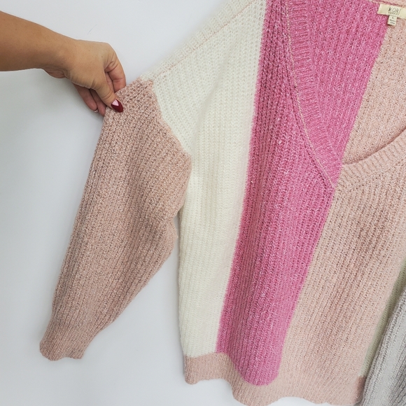 URBAN Outfit.  Colorblock Oversized Plush Sweater Sz Large EUC! - Picture 12 of 14